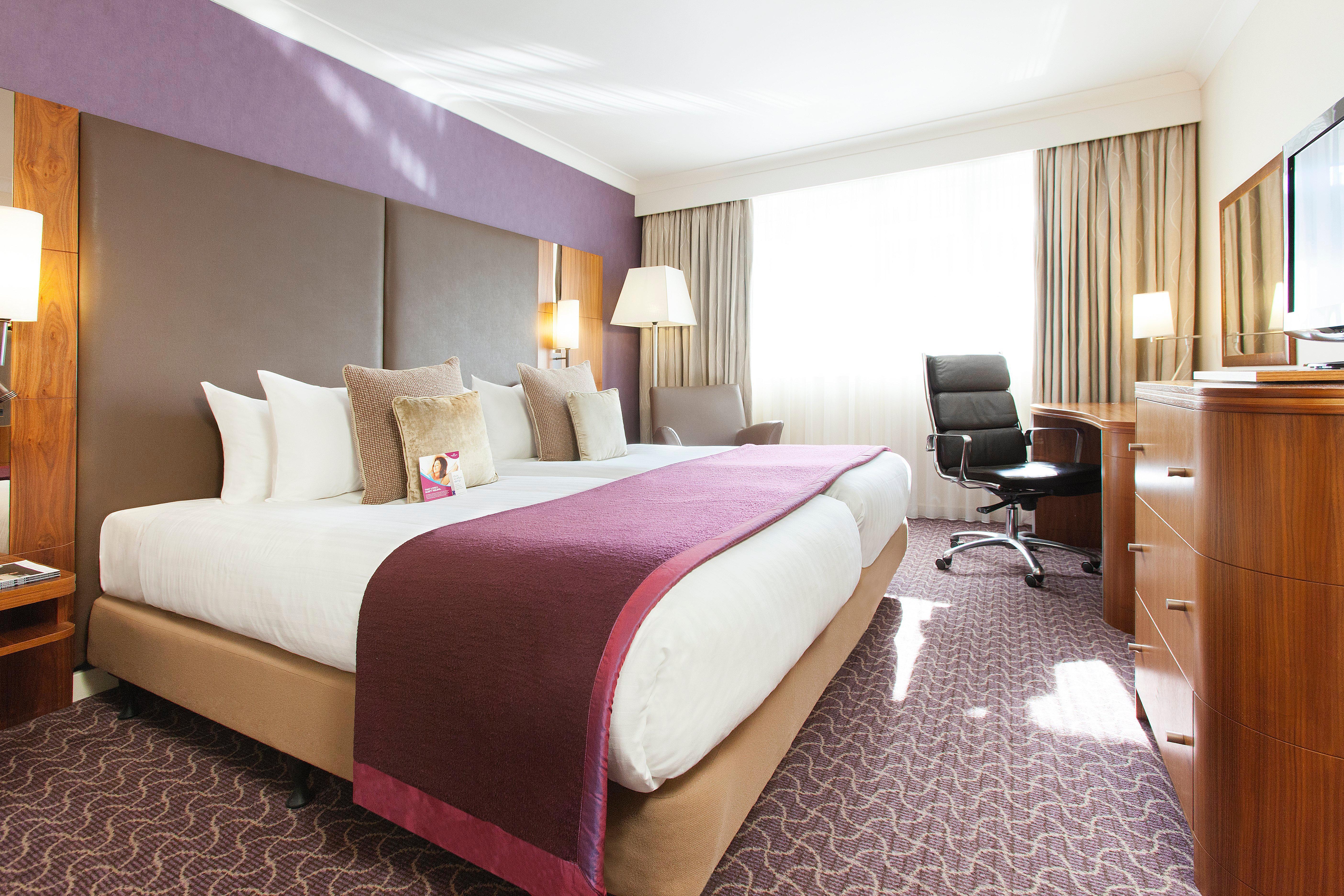 Crowne Plaza Reading Otel Dış mekan fotoğraf