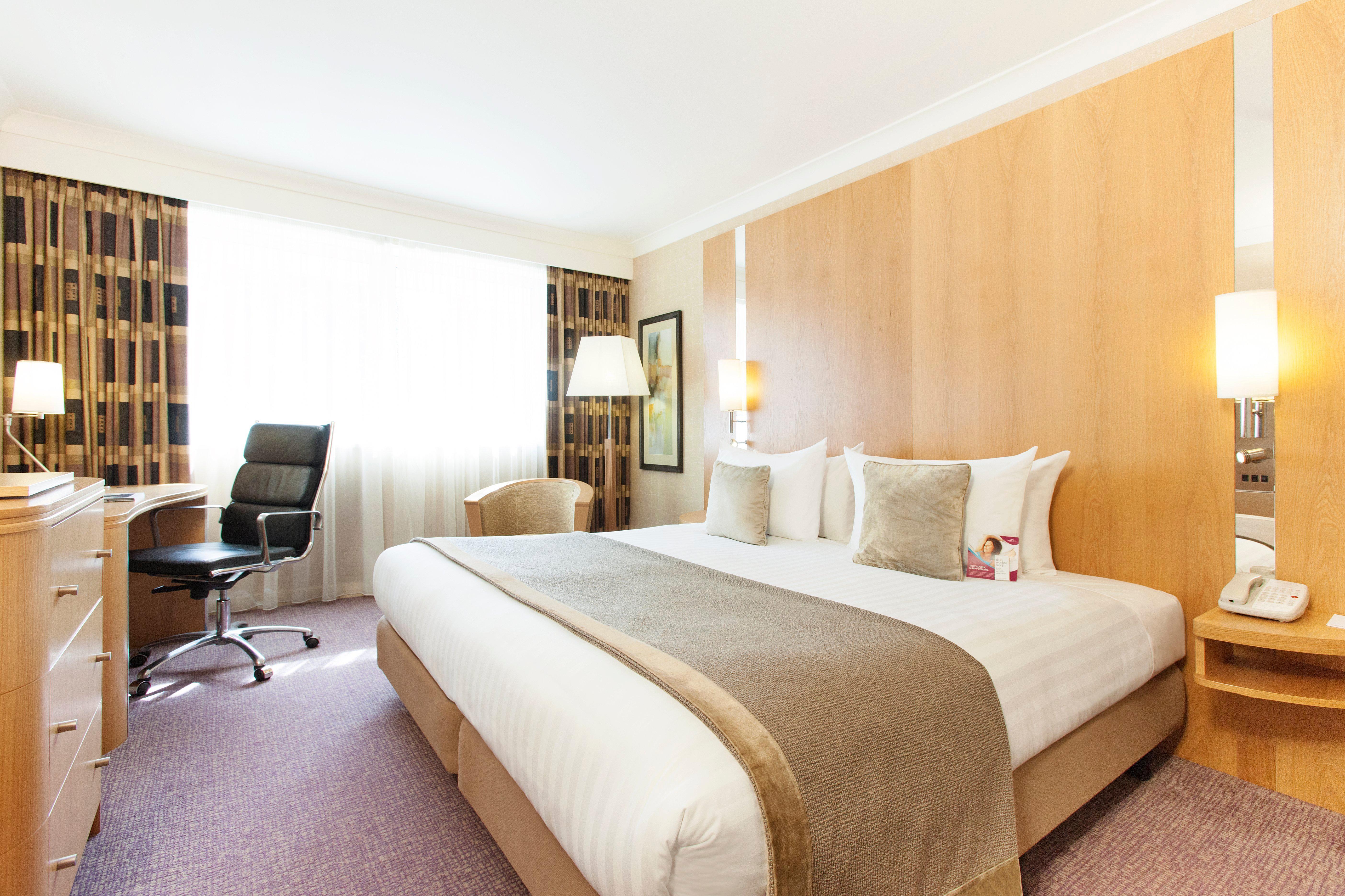Crowne Plaza Reading Otel Dış mekan fotoğraf