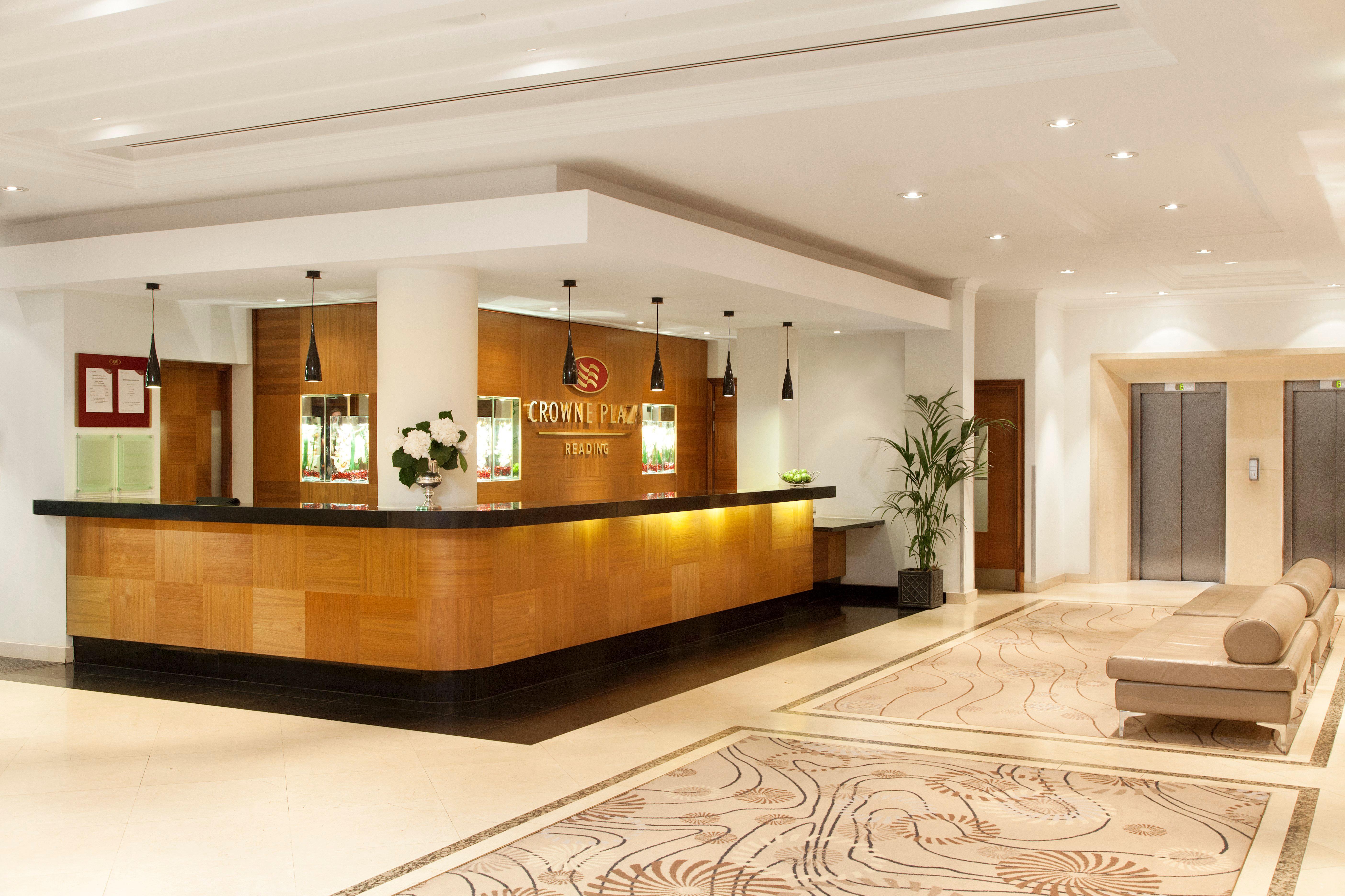 Crowne Plaza Reading Otel Dış mekan fotoğraf