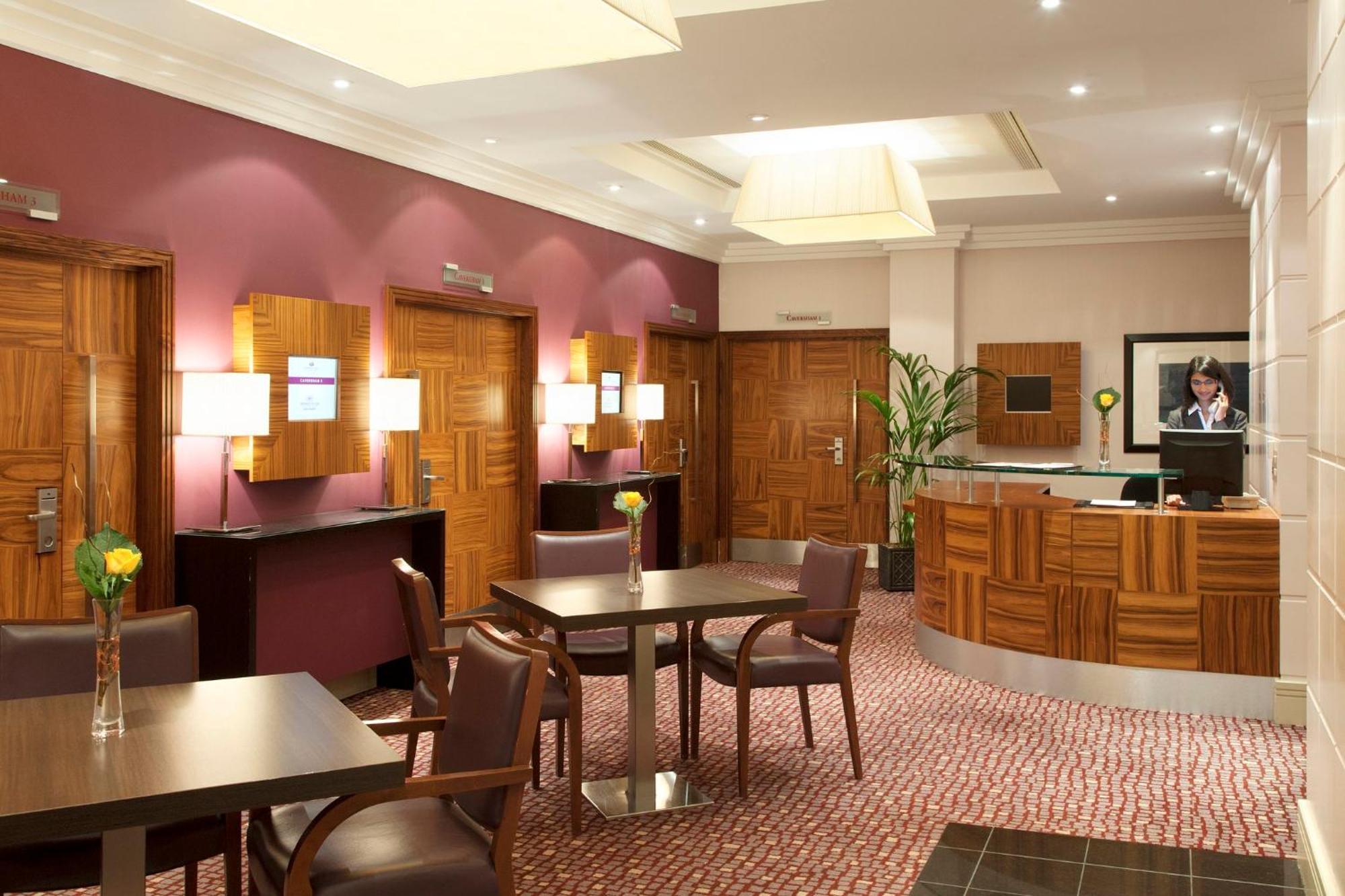 Crowne Plaza Reading Otel Dış mekan fotoğraf