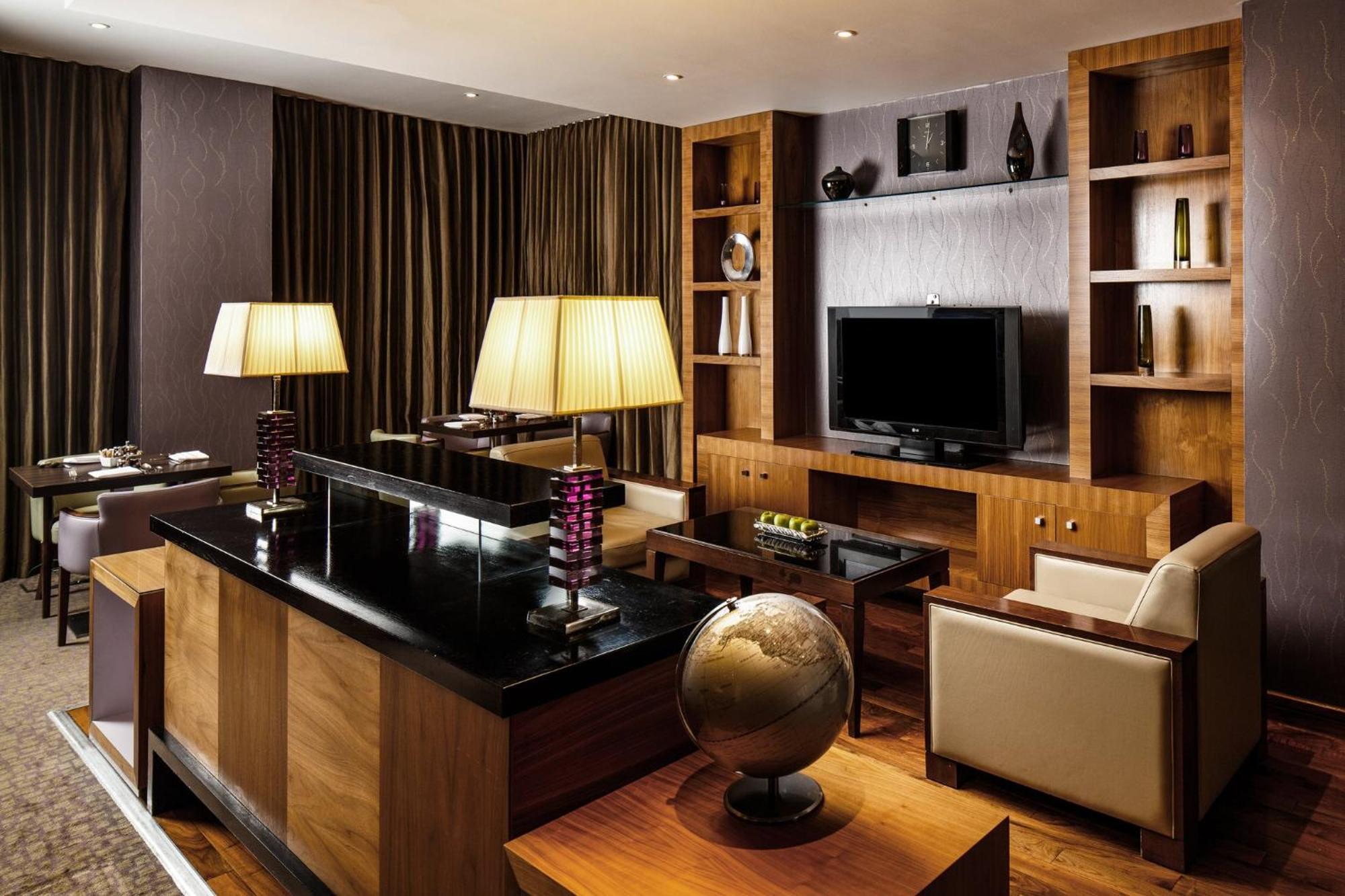 Crowne Plaza Reading Otel Dış mekan fotoğraf
